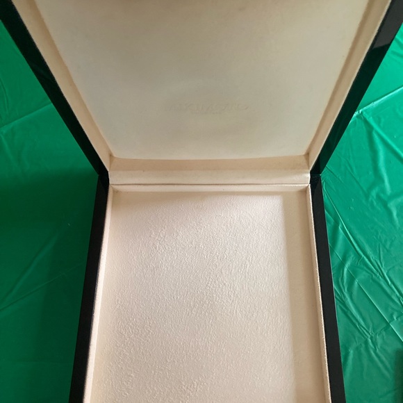 Extremely rare Mikimoto large box for pearl necklace - Picture 7 of 13